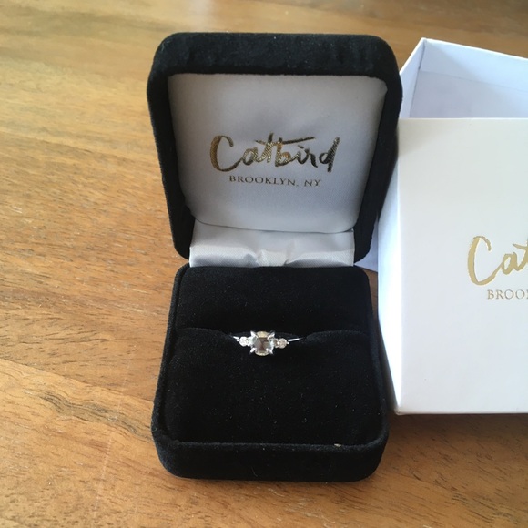 Catbird Odette the Swan Diamond Ring, size 5.5 - Picture 4 of 6
